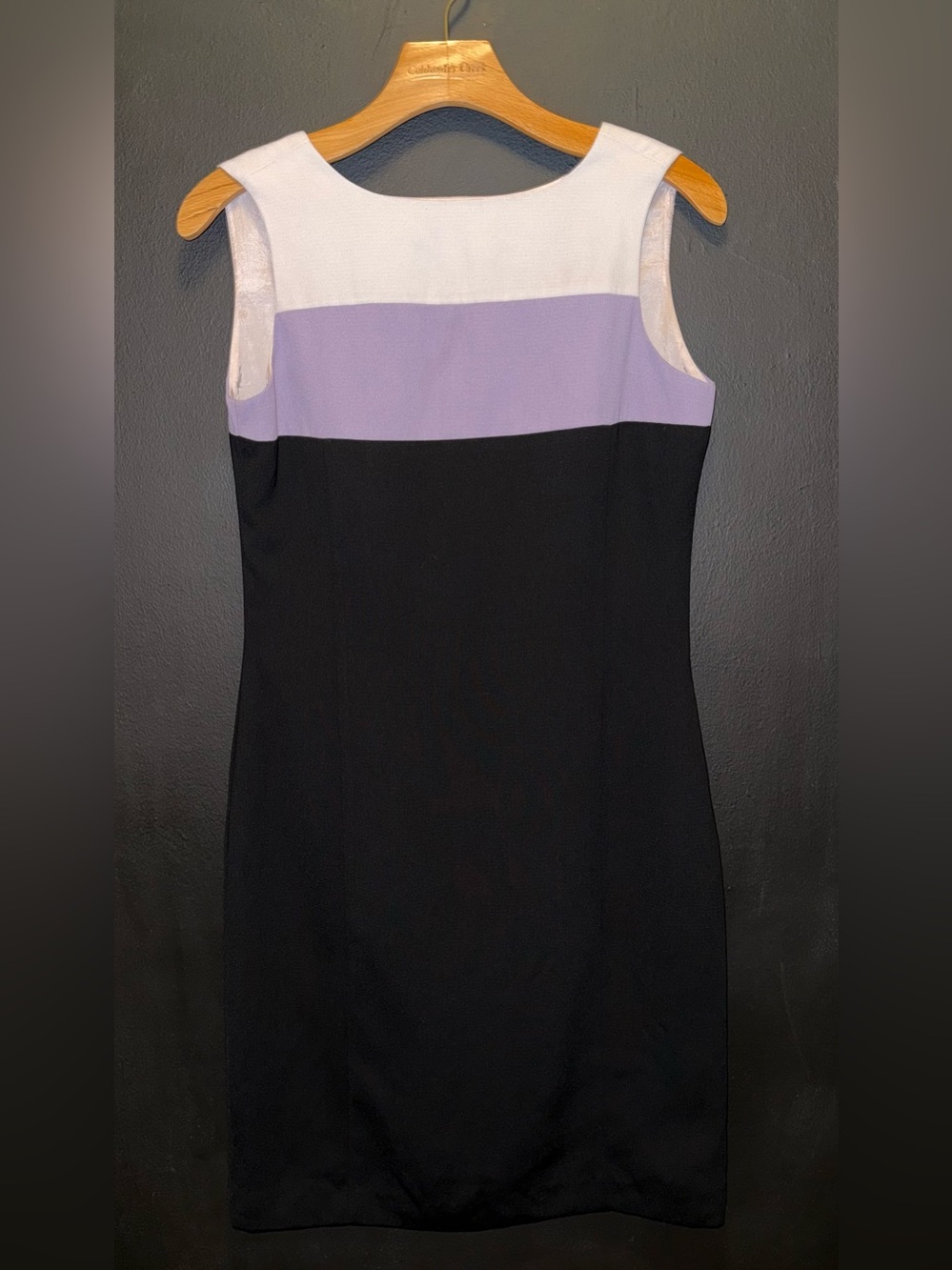 Tailor B. Moss Black, Lavender & White Sleeveless Colorblock Sheath Dress